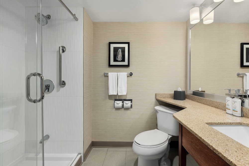 holiday inn oakville centre by ihg
