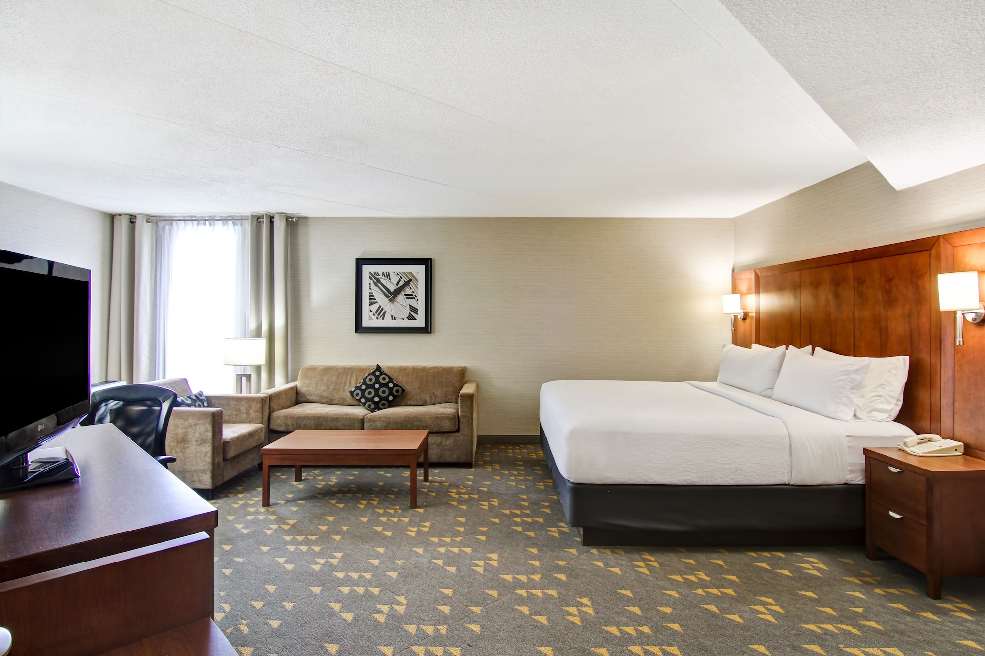 holiday inn oakville centre by ihg