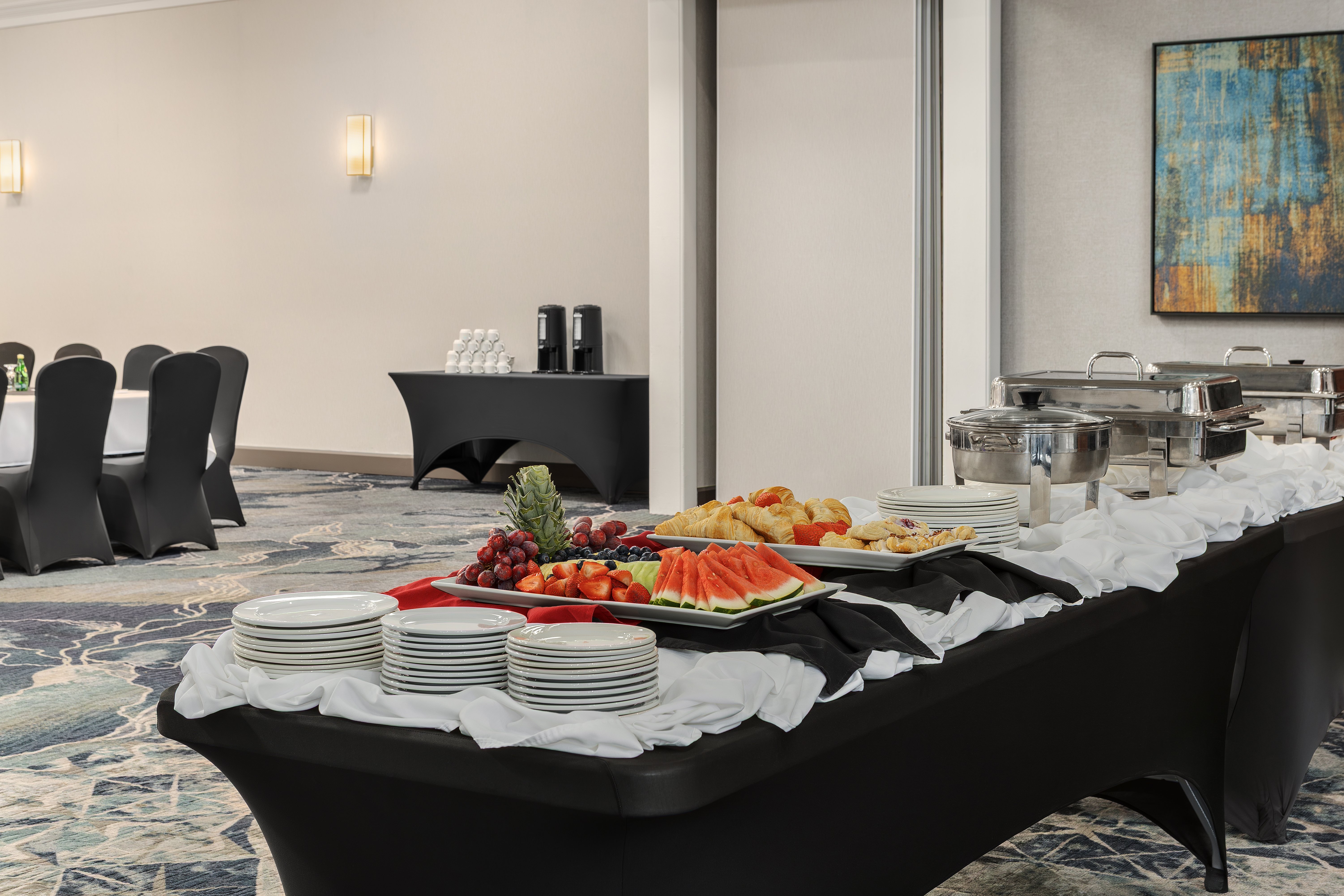 holiday inn oakville centre by ihg