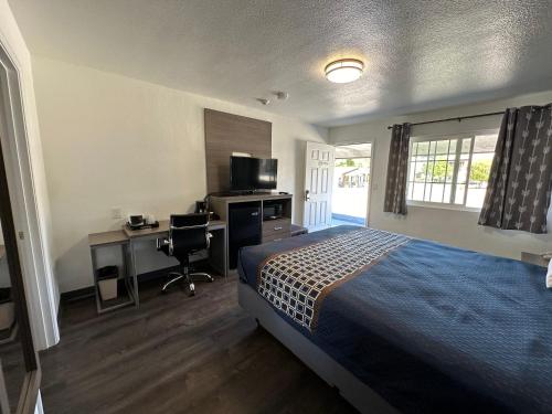 Sands Motel,,2 star