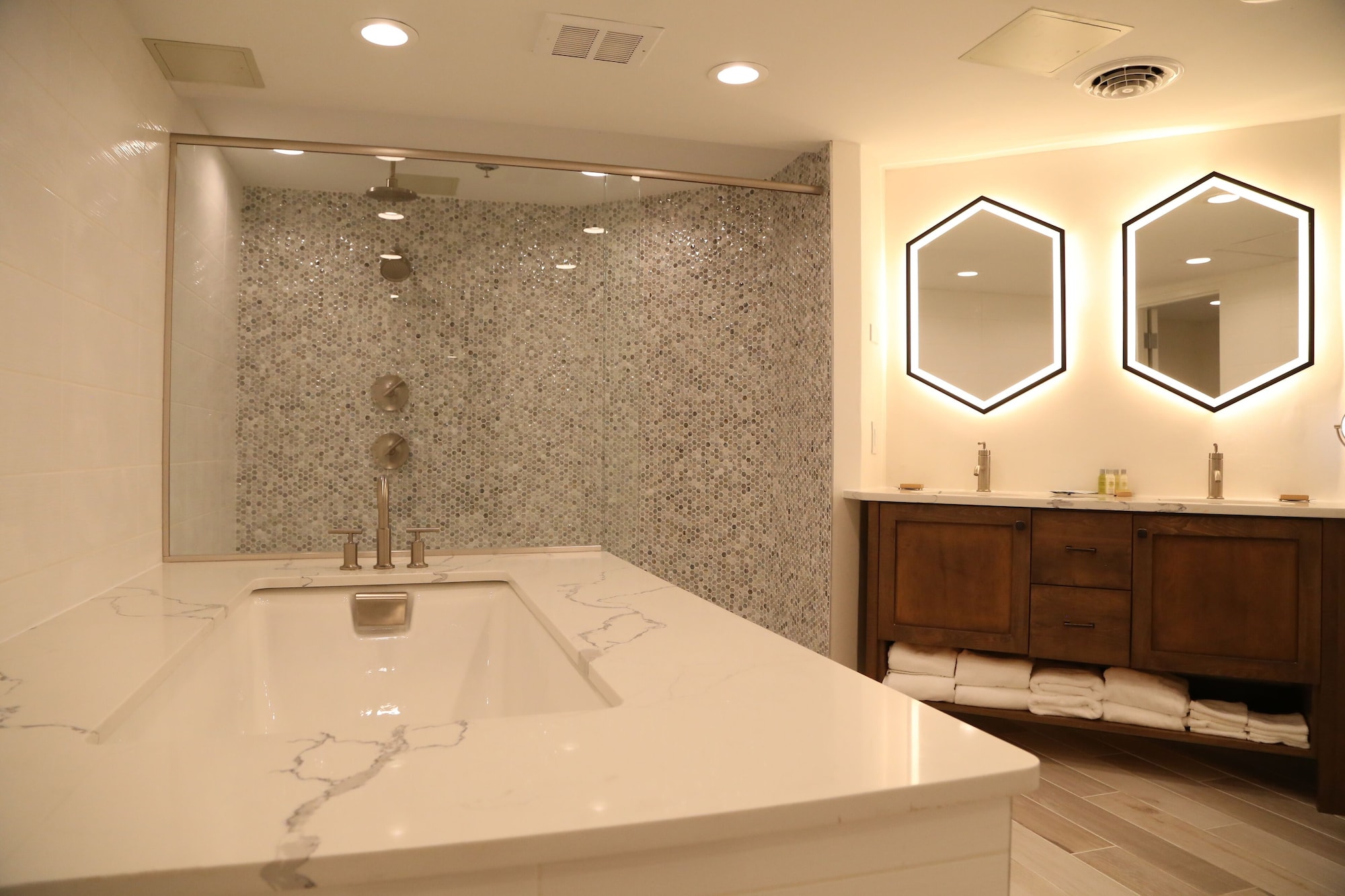doubletree by hilton ocean city oceanfront
