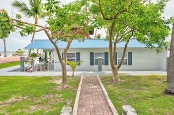 Aqua Lodges At 47Th Street Gulfside,,3 star