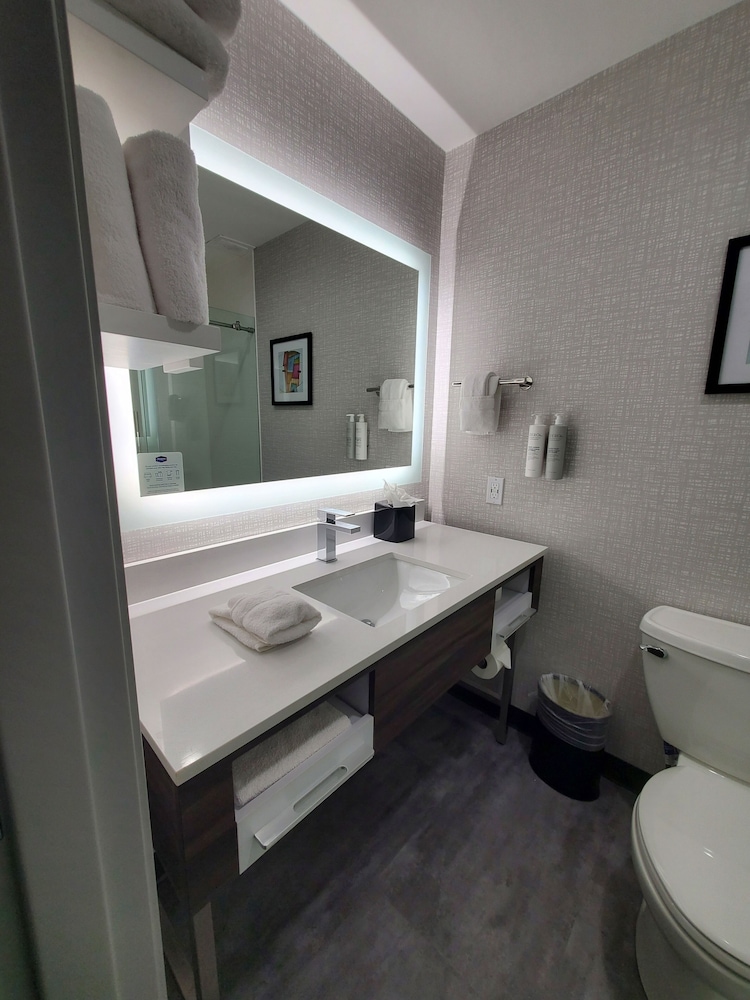 hampton inn olathe