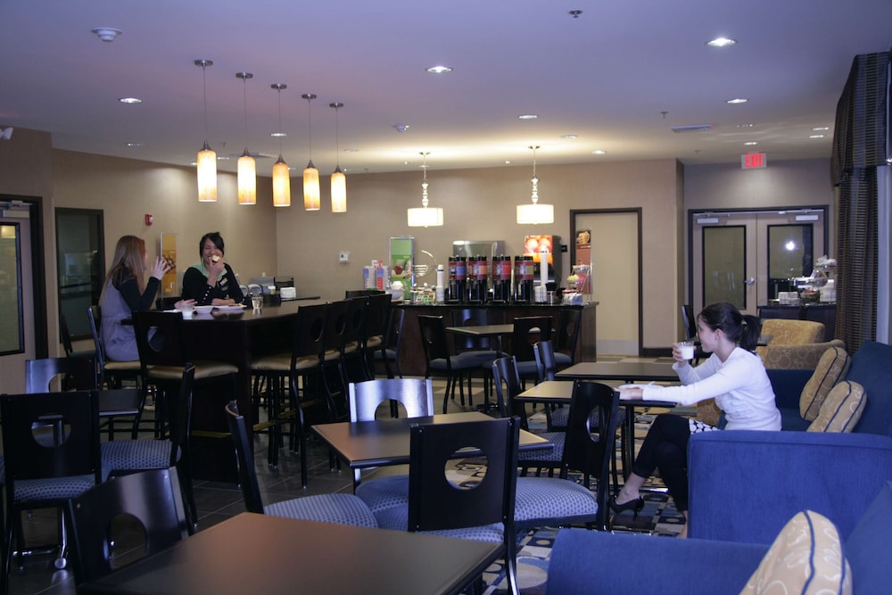 hampton inn olathe