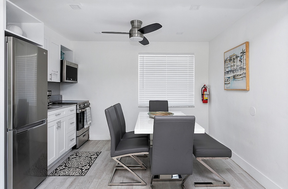 ultra relaxing 2 bed beachandboardwalk apt