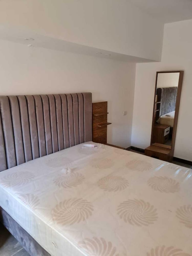 lovely 3 bedroom apartment maadi