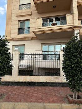 lovely 3 bedroom apartment maadi