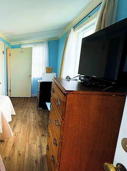 mari anne motel