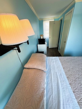 mari anne motel
