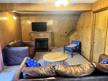 lost pines lodge