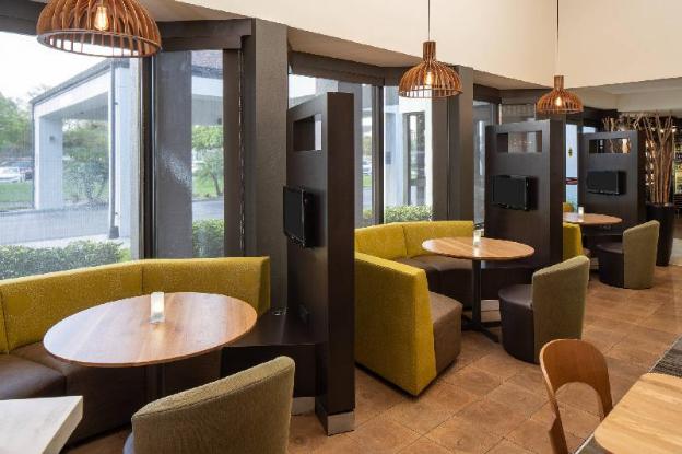 courtyard by marriott orlando airport