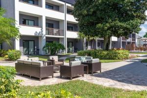 courtyard by marriott orlando airport