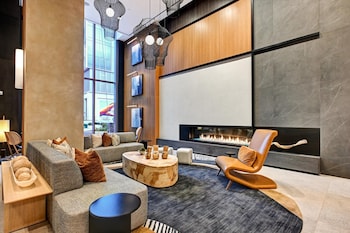 Global Luxury Suites At Town Center,12000 Inspiration St,4 star