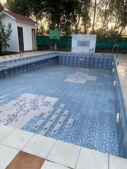 Green View Resort By Grb,,4 star