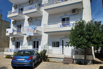 Vila Baka,Rruga Hasan Tasini,2 star
