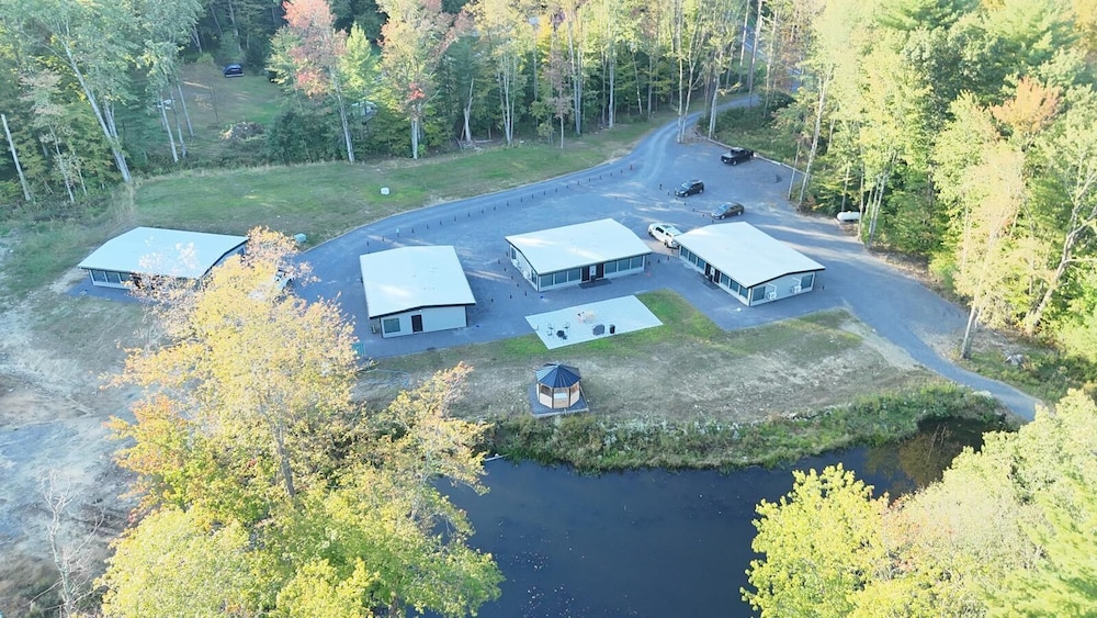 golden pond cabins