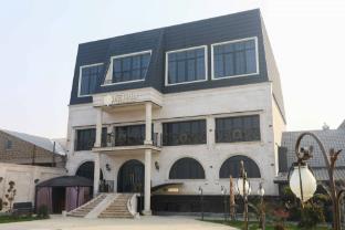 ketrin hotel and restaurant