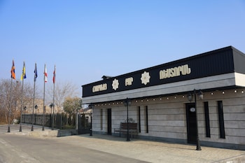 ketrin hotel and restaurant