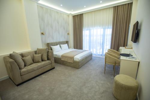 ketrin hotel and restaurant