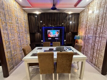 entire 3bhk luxury flat in zirakpur panchkula chandigarh mohali punjab india