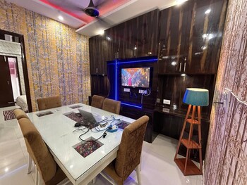 entire 3bhk luxury flat in zirakpur panchkula chandigarh mohali punjab india