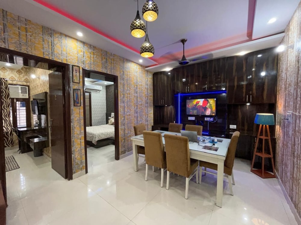 entire 3bhk luxury flat in zirakpur panchkula chandigarh mohali punjab india