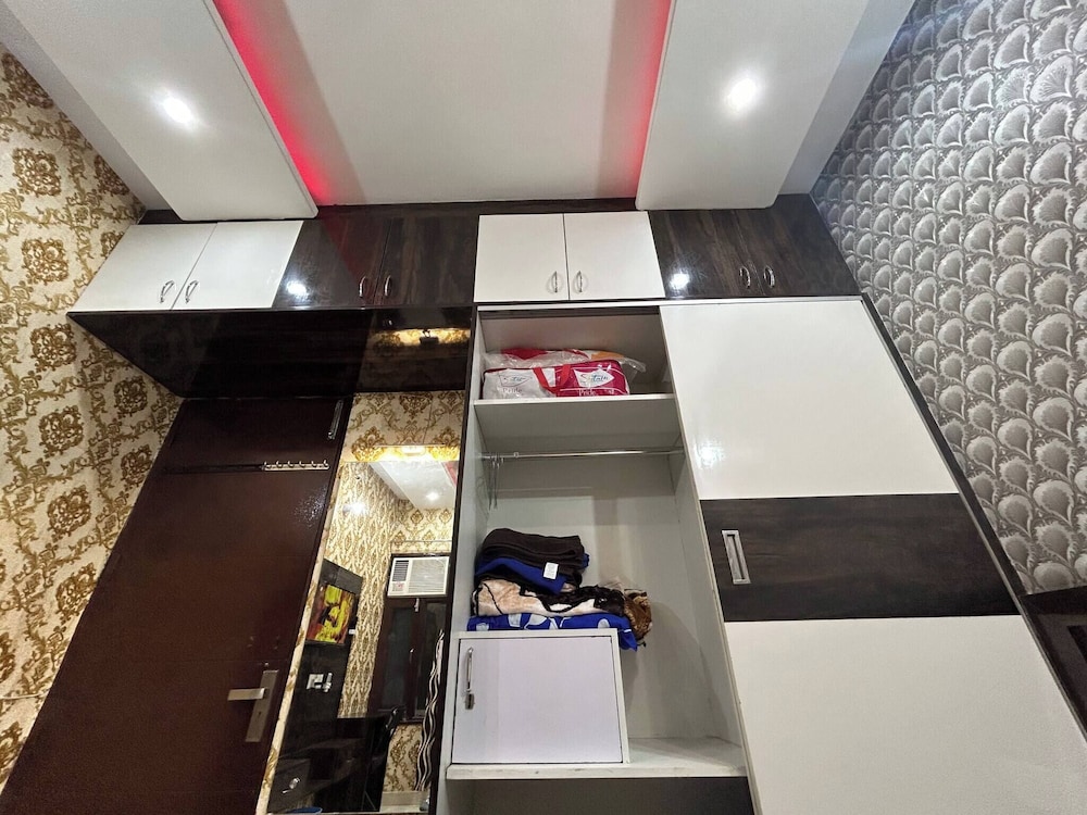 entire 3bhk luxury flat in zirakpur panchkula chandigarh mohali punjab india