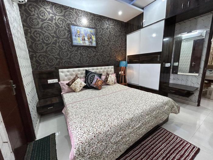 entire 3bhk luxury flat in zirakpur panchkula chandigarh mohali punjab india