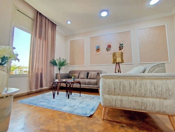 Sun Homes Tahrir Square Cairo,176 El Tahrir,4 star