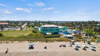 oceanfront inn ii