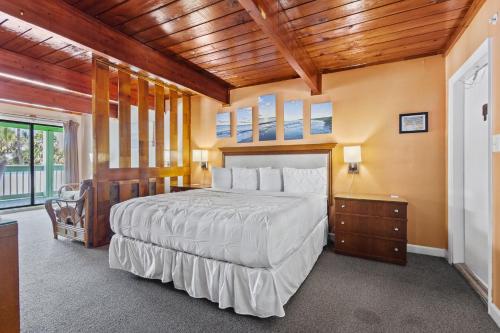 oceanfront inn ii