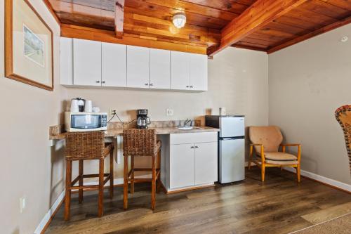 oceanfront inn ii
