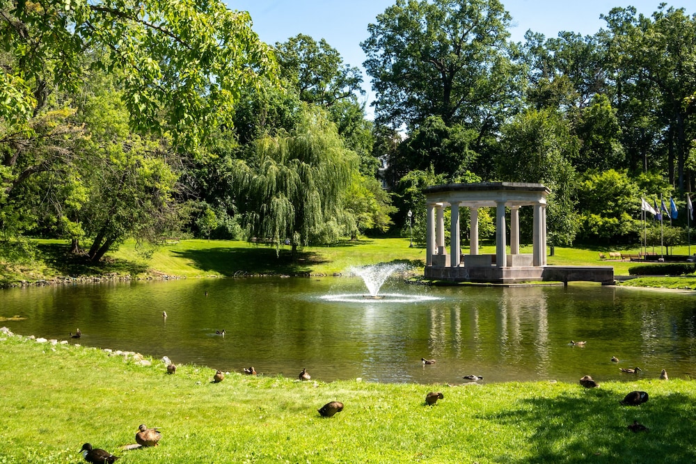 saratoga springs