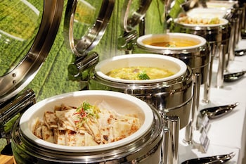 home style at platinum suites klcc twin towers