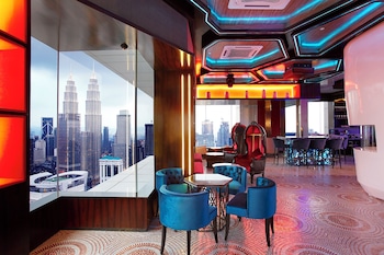 home style at platinum suites klcc twin towers
