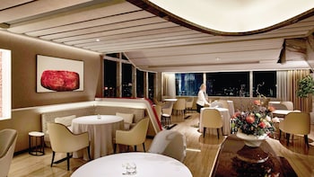 home style at platinum suites klcc twin towers