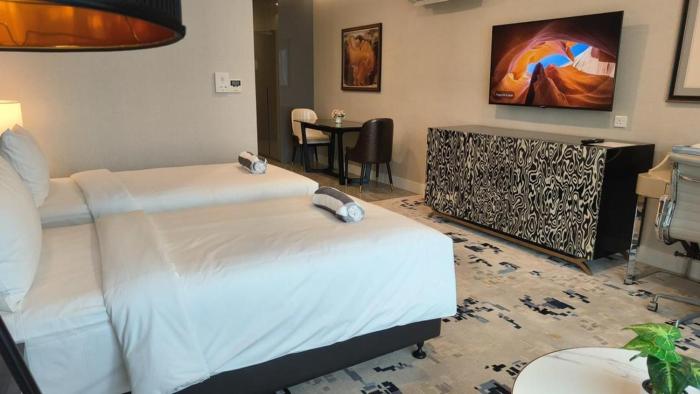 home style at platinum suites klcc twin towers