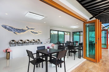 nariya bayfront phuket