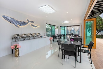 nariya bayfront phuket