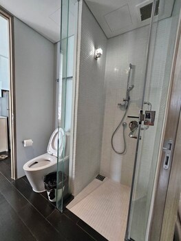 residence veranda by thita