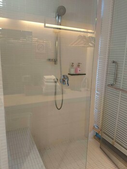 residence veranda by thita