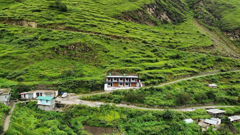 kuari pass inn