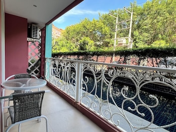 grande carribean condo by thita