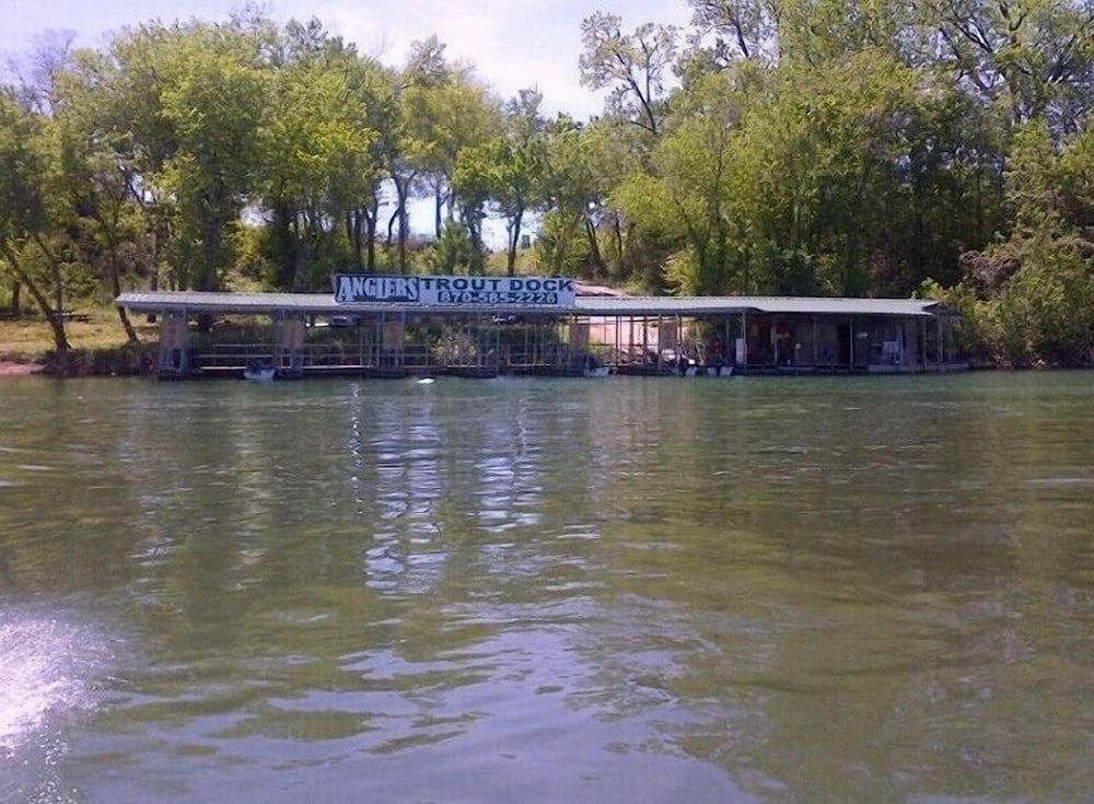 anglers riverfront cabins