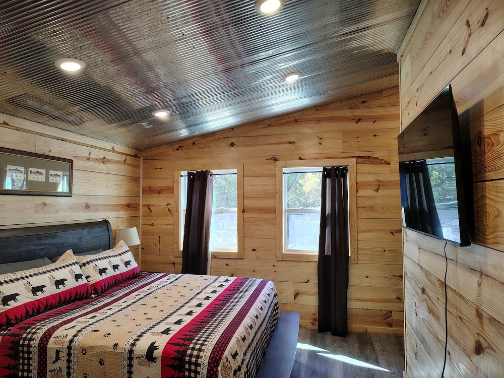 anglers riverfront cabins
