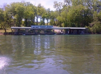 anglers riverfront cabins