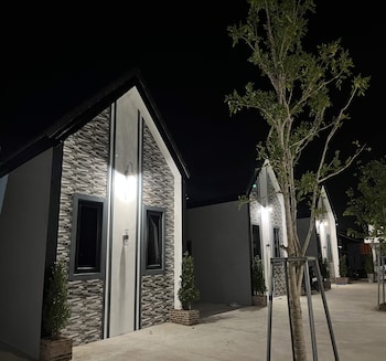 Oyo 75522 Classroom Resort Ayutthaya,Uthai, Ayutthaya,2 star
