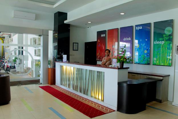 transera hotel pontianak