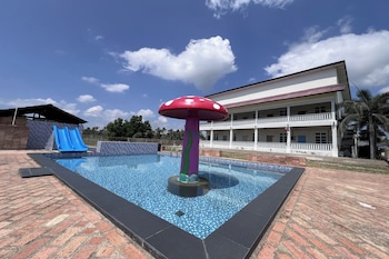 Saujana Villa Cherok Paloh, Kuantan Beach,,3 star
