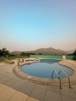 cosmicstays lilac villa luxury villa